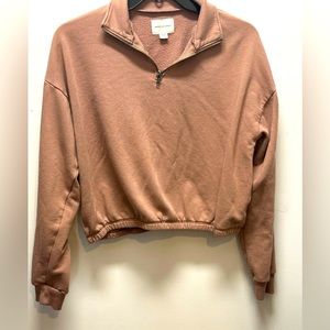 American Eagle Cropped Half Zip Sweatshirt.  Size Small.